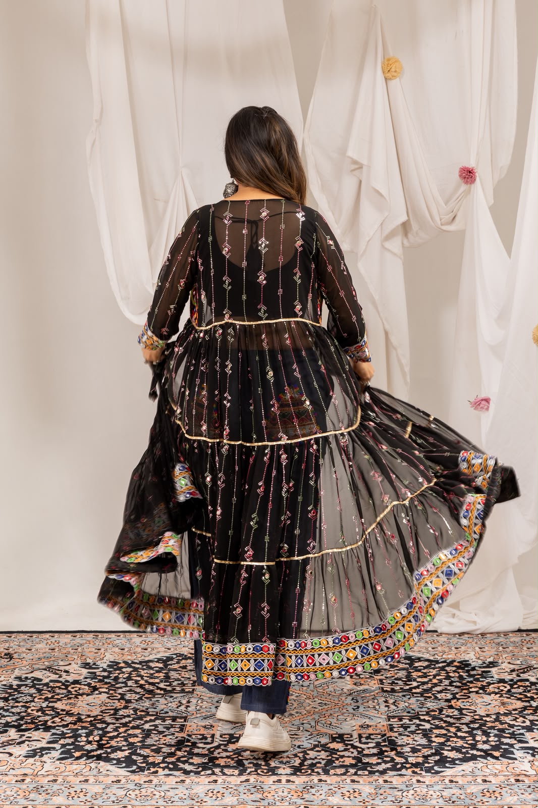 Navratri Lehenga Choli (Loomeera)