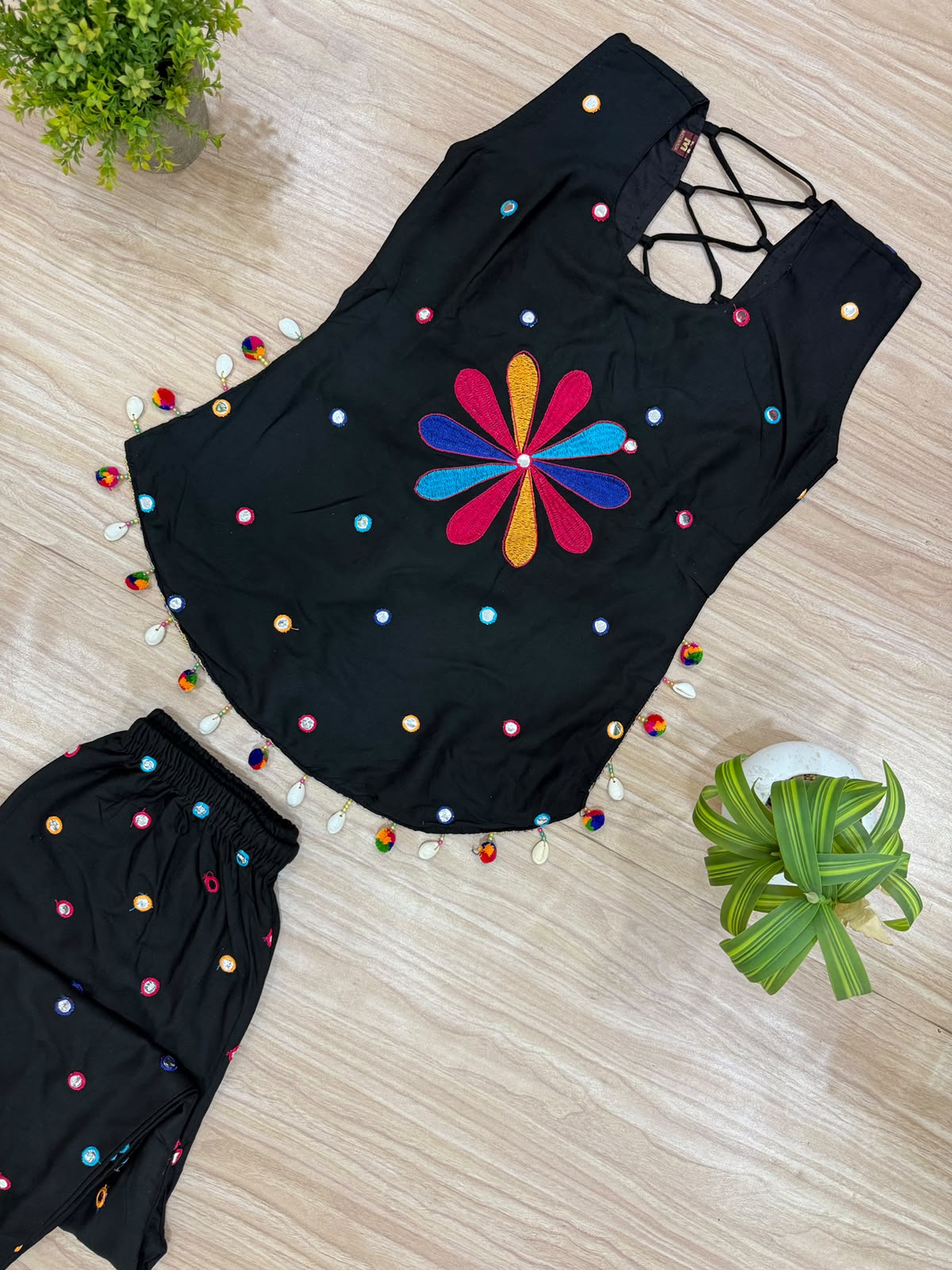 Rang Sundar Rayon Top & Pent Set