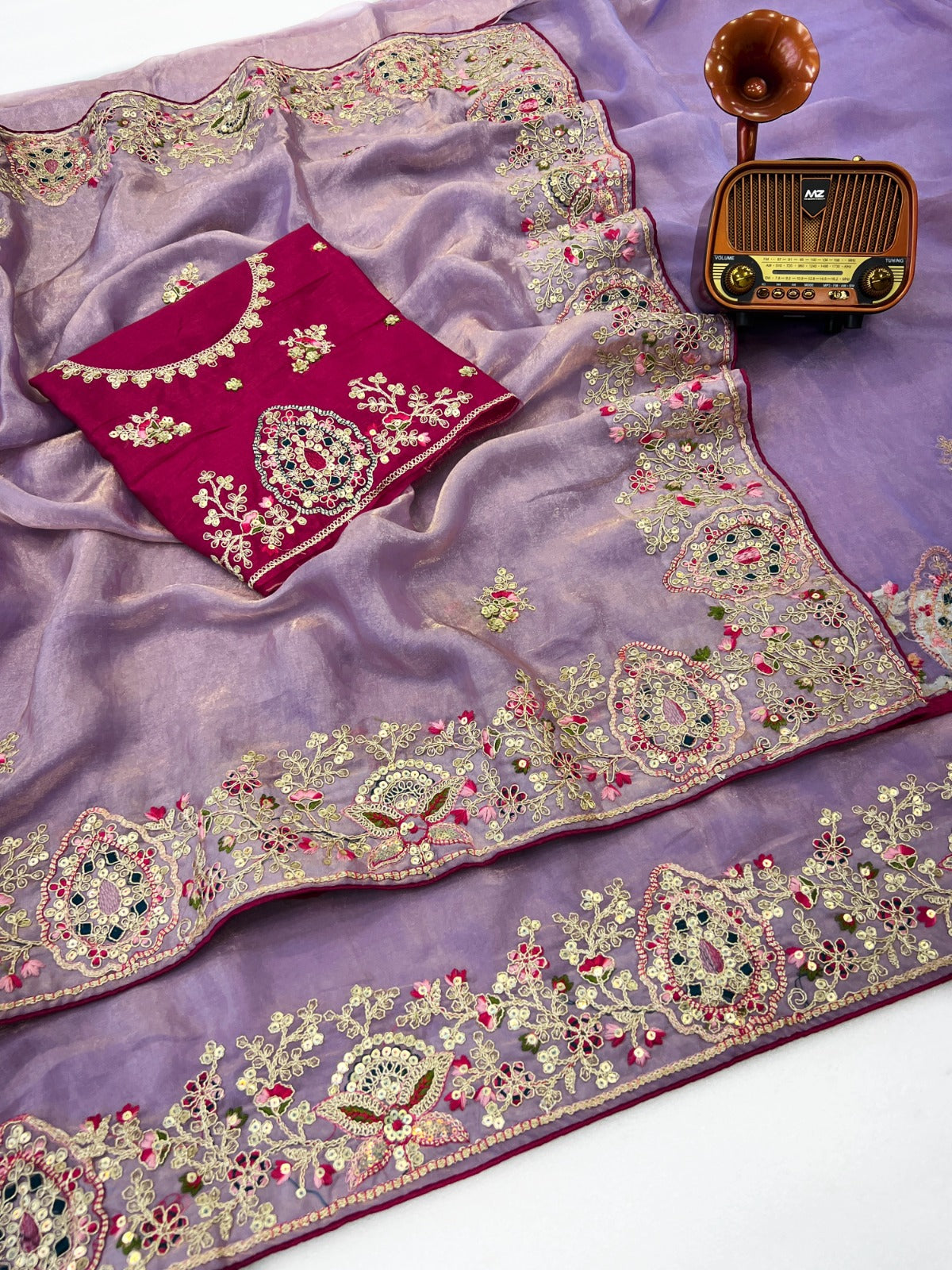 Fabric Soft Fandy Sattin Silk Fabric With Multi Thread Embroidery Coding Sequence With Dori Paiping
