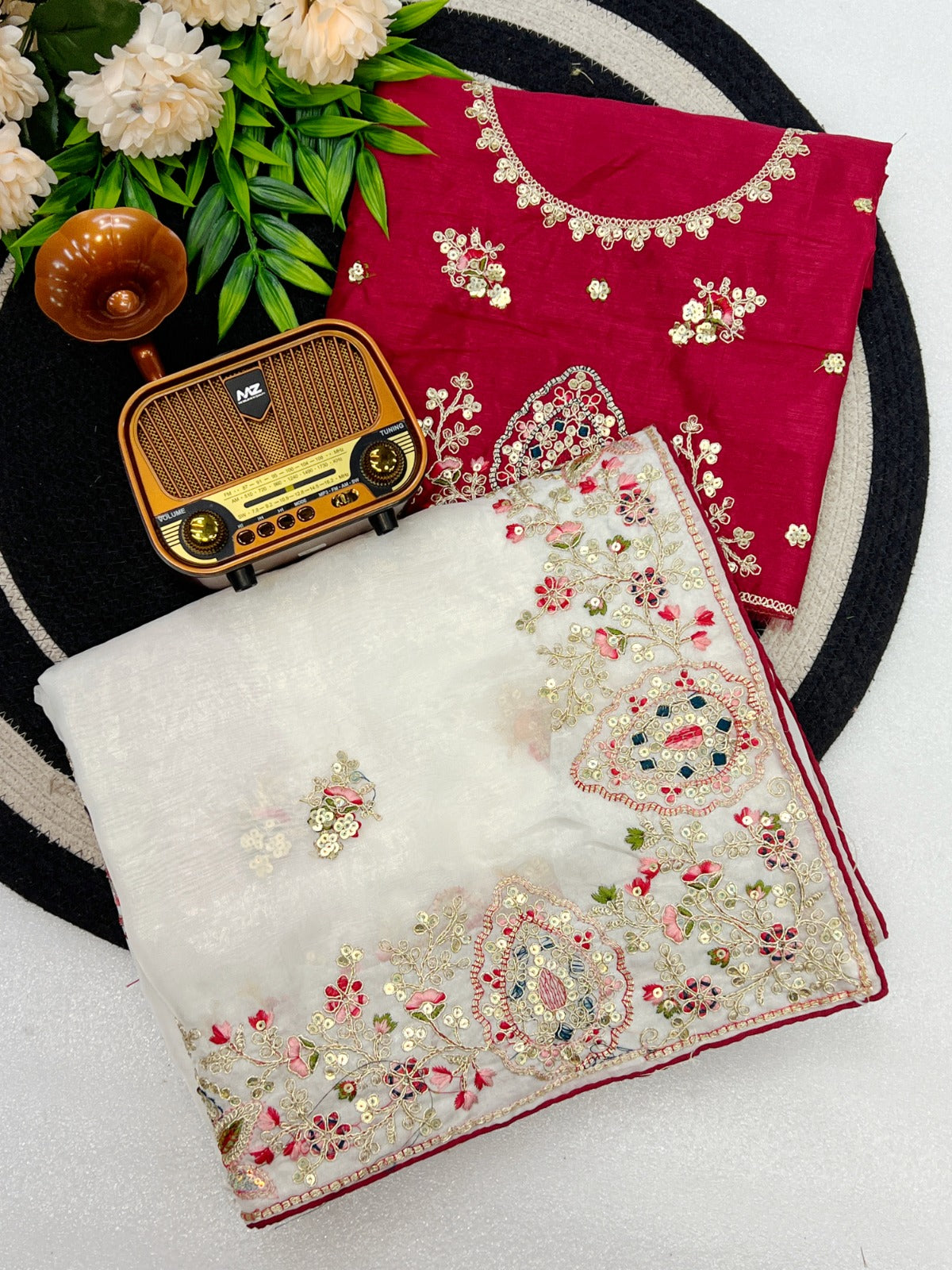 Fabric Soft Fandy Sattin Silk Fabric With Multi Thread Embroidery Coding Sequence With Dori Paiping