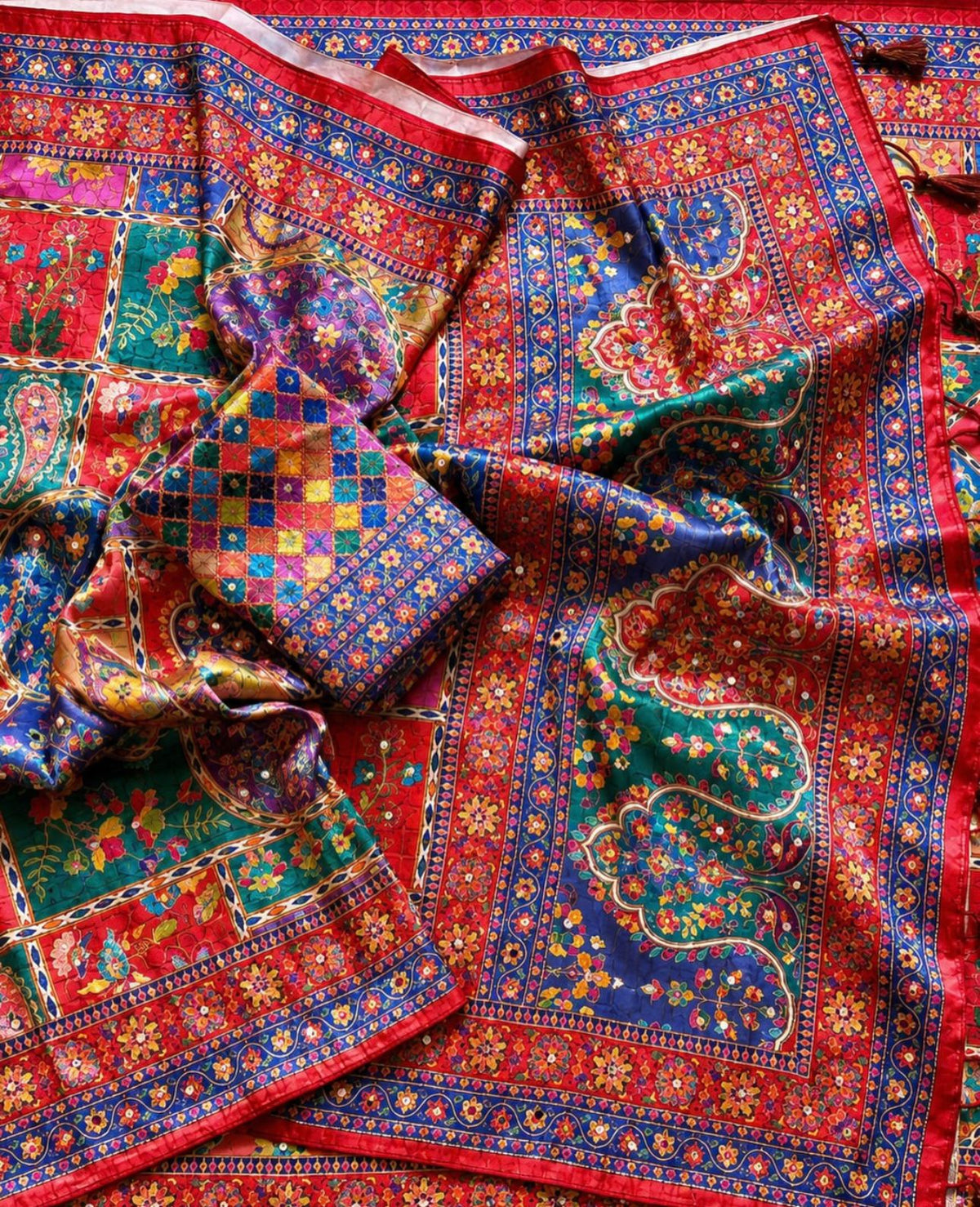 Soft Georgette Colorful Threads Work Saree (Coloring)
