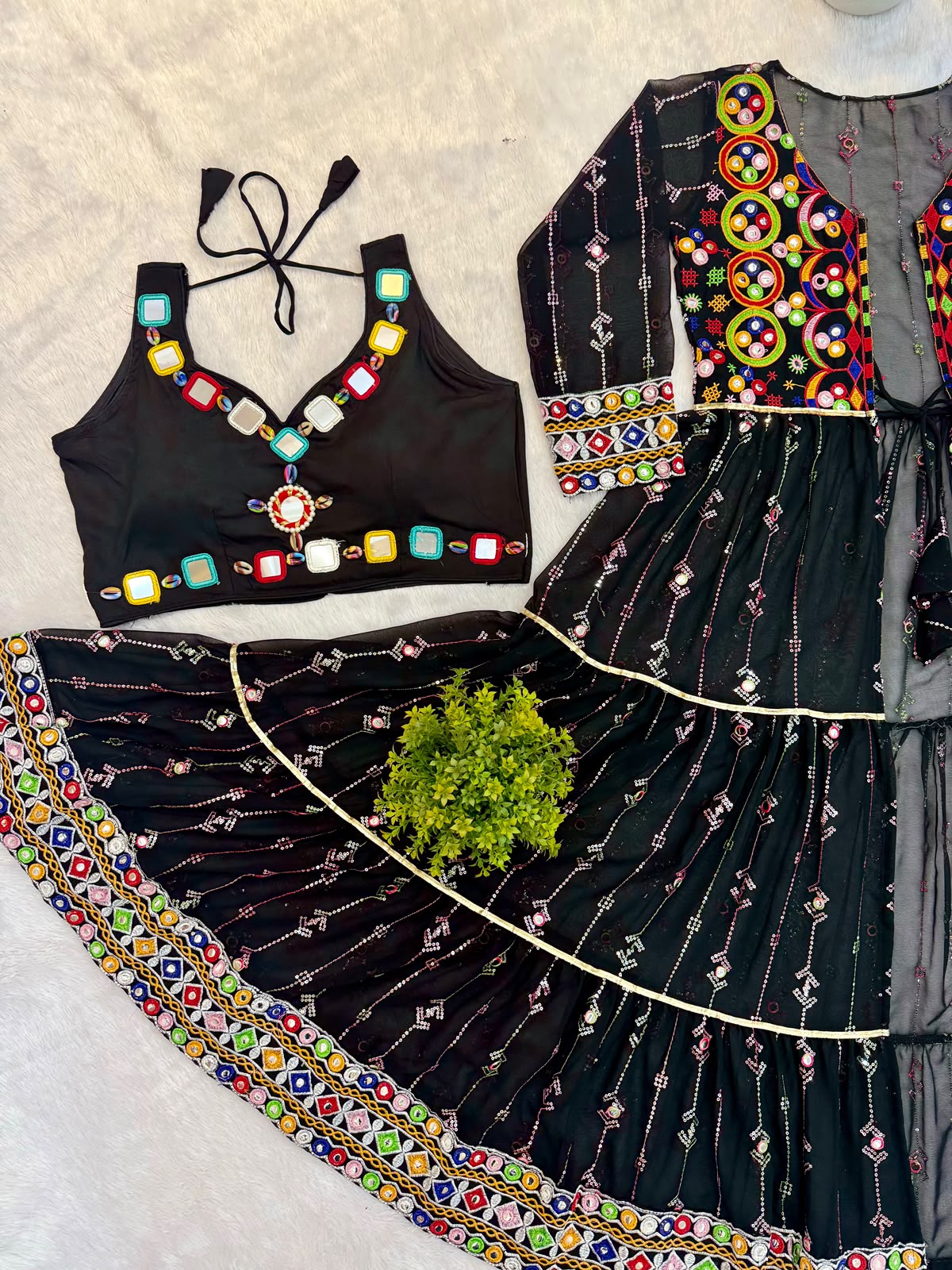 Navratri Lehenga Choli (Loomeera)