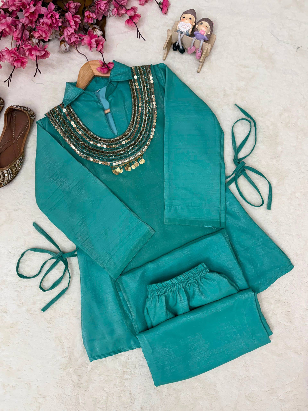 Kurti, Shrug & Plazzo Set