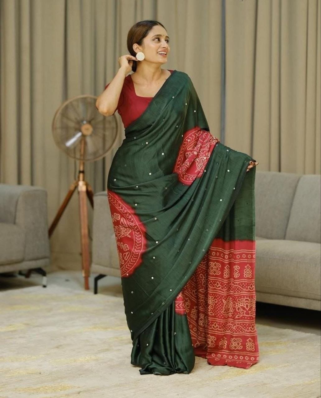 Gajji Silk Heavy Mirror Work Saree