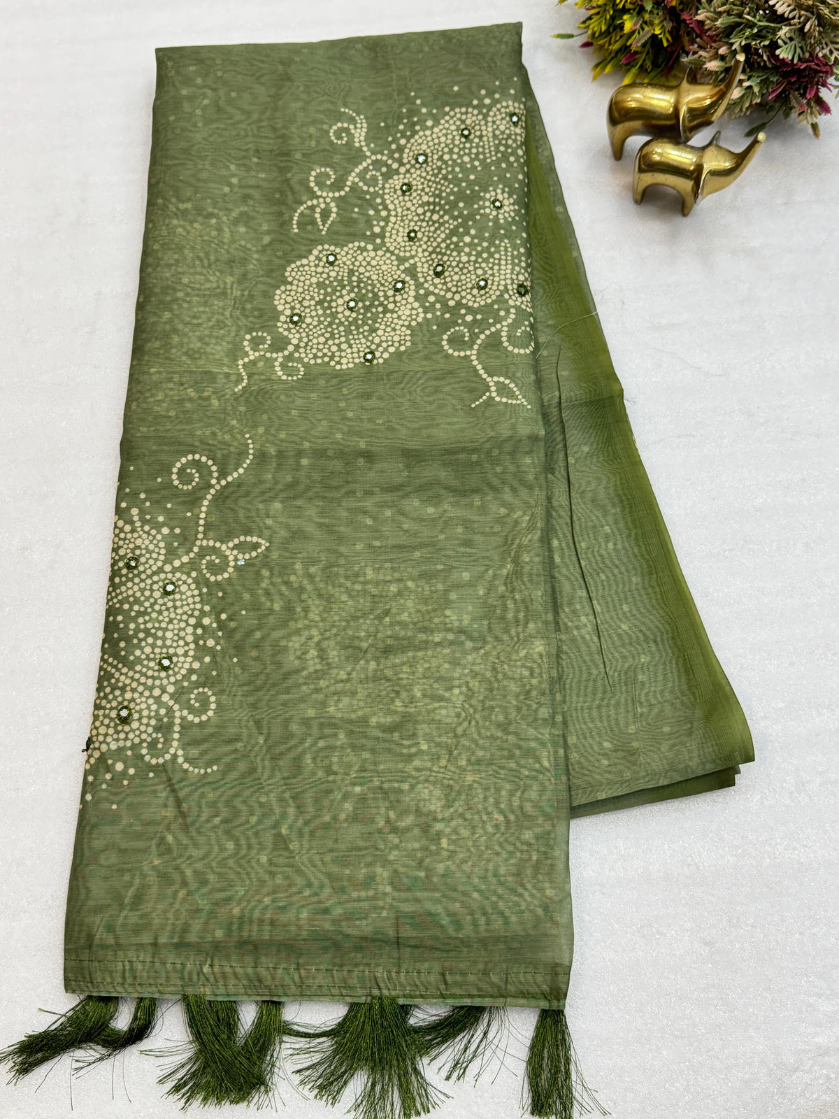 Pure malai cotton saree with floral prints concept