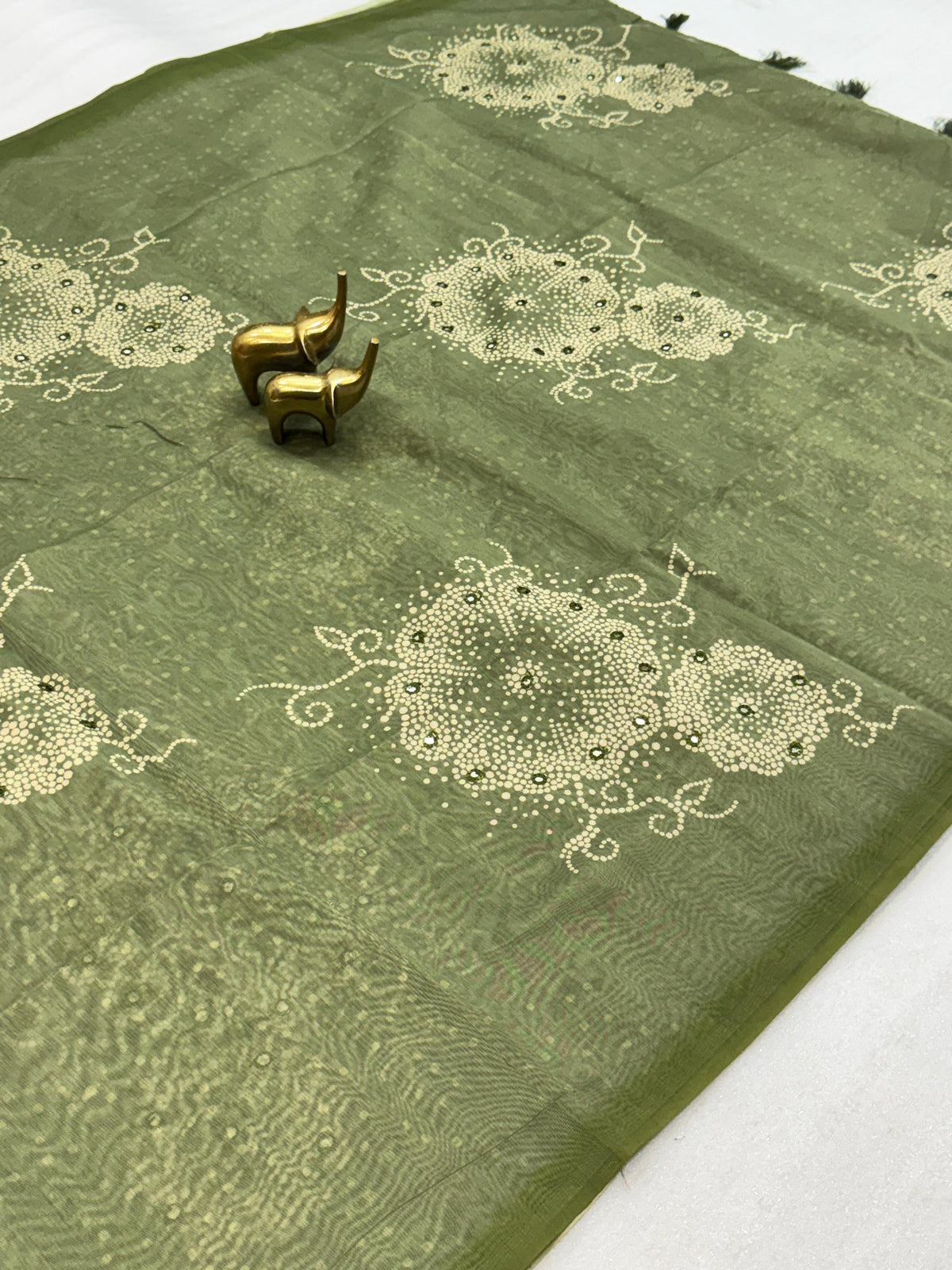 Pure malai cotton saree with floral prints concept