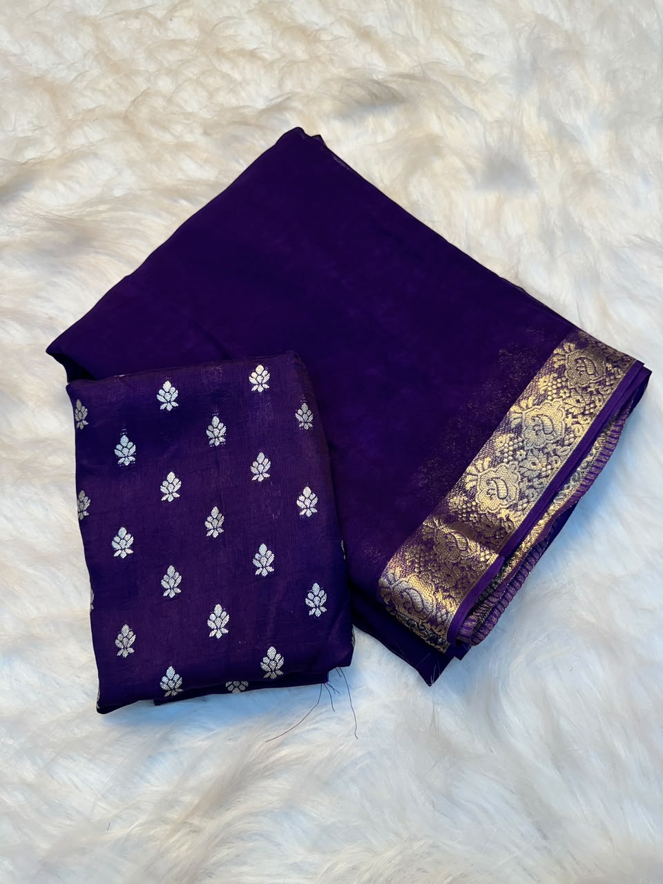 Viscose Chinon Weaving Pattern Saree
